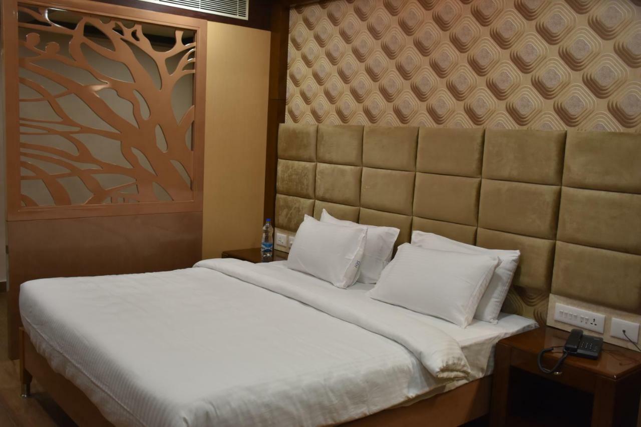 Sri Ram Hotel Tirunelveli Eksteriør bilde